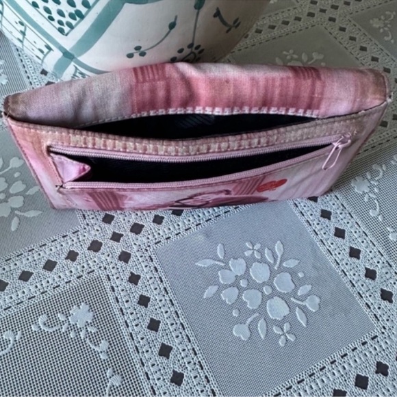 I LOVE LUCY PINK VINTAGE WALLET - Picture 4 of 12